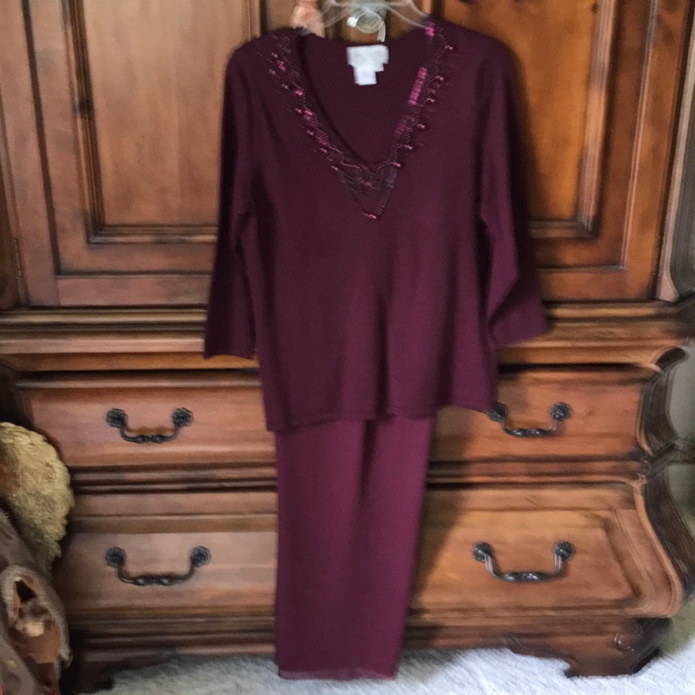 Maroon Papell dressy sweater and pants, 10 Petite